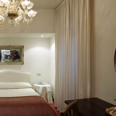 רומא Hotel Columbia חדר תמונה